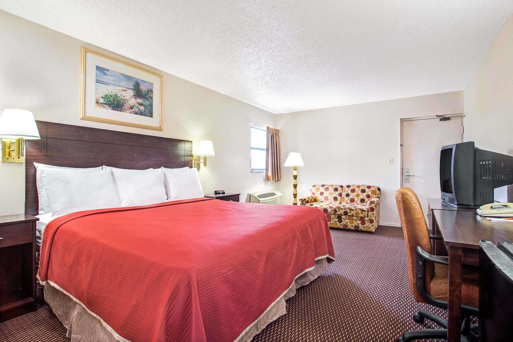Airport Hotel